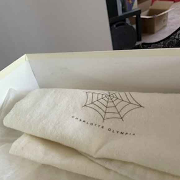 Charlotte Olympia Pumps - Picture 5 of 6